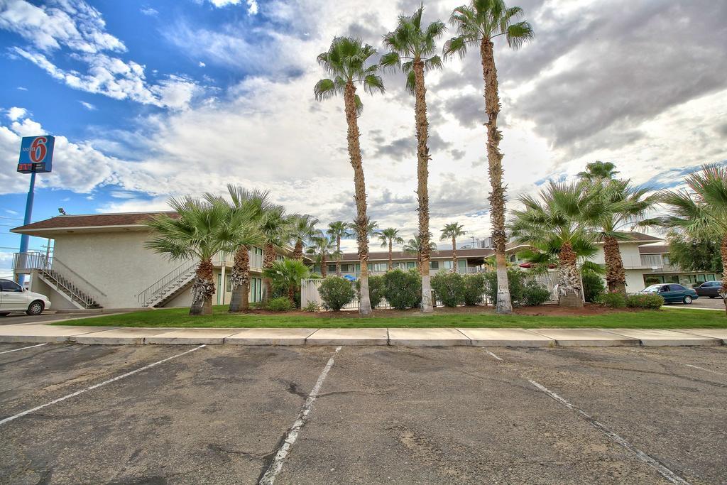 Budgetel Inn & Suites Yuma Ngoại thất bức ảnh