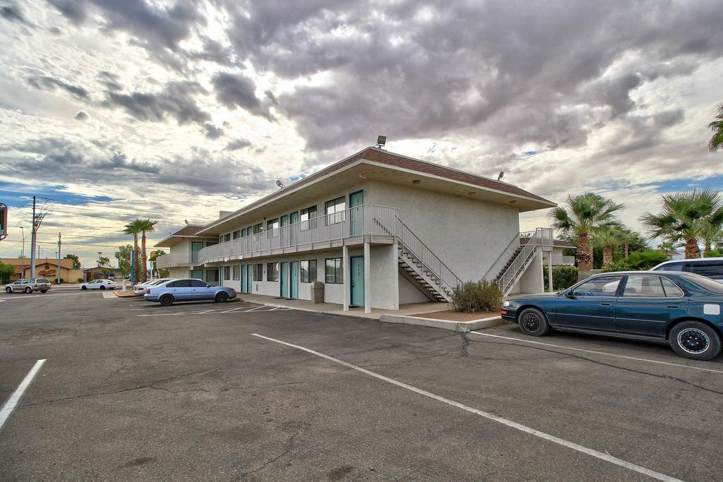 Budgetel Inn & Suites Yuma Ngoại thất bức ảnh