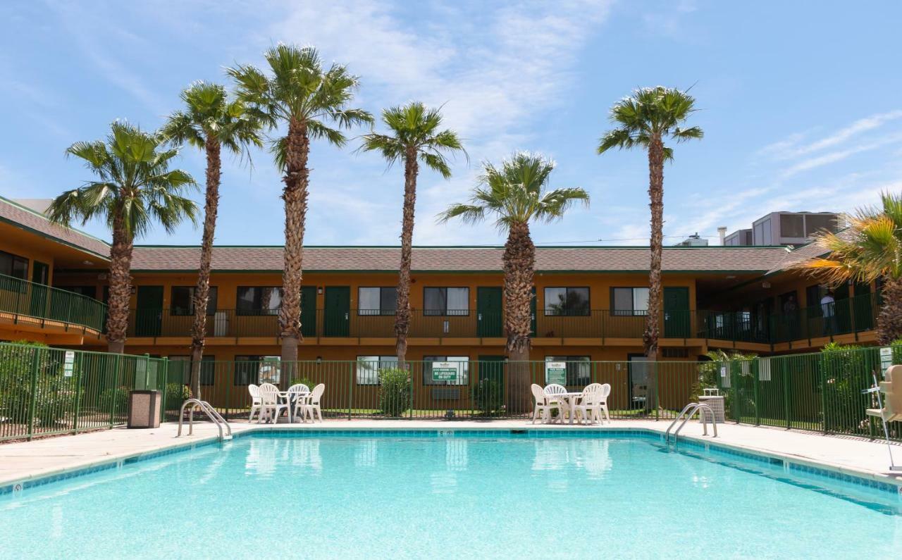 Budgetel Inn & Suites Yuma Ngoại thất bức ảnh